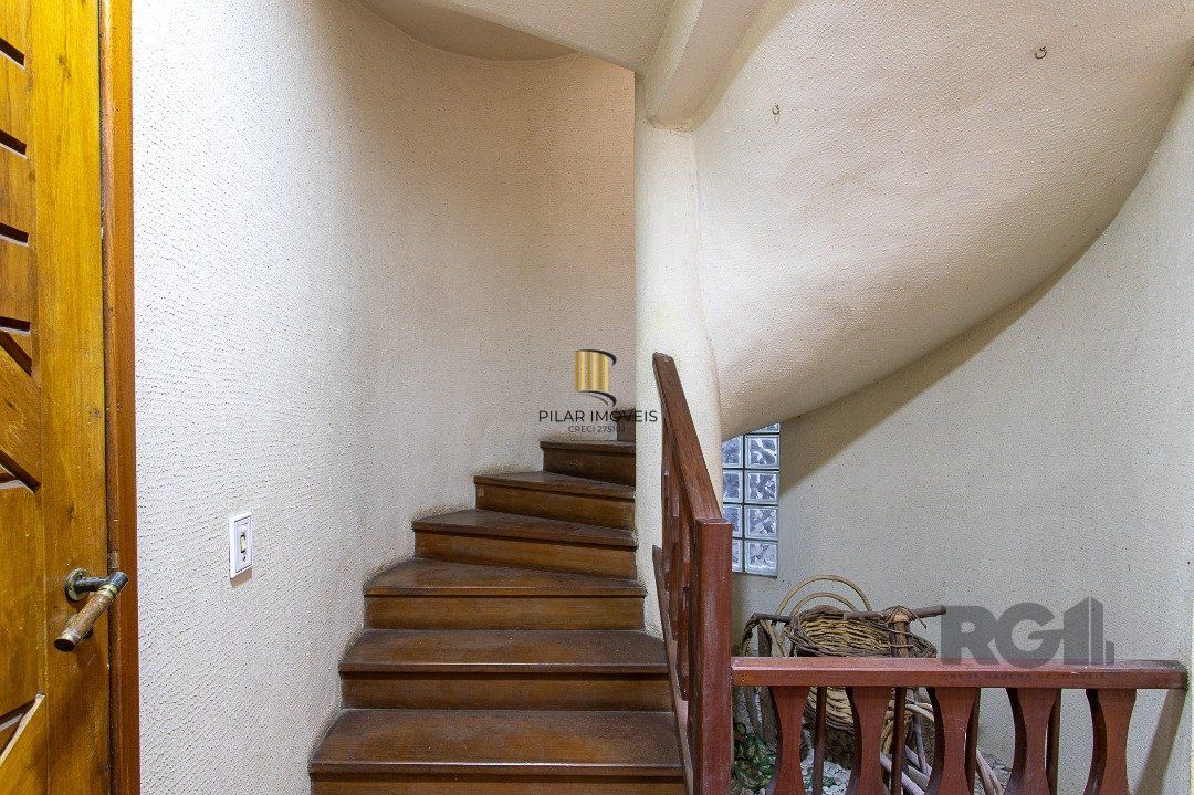 Prédio Comercial no bairro Pedra Redonda