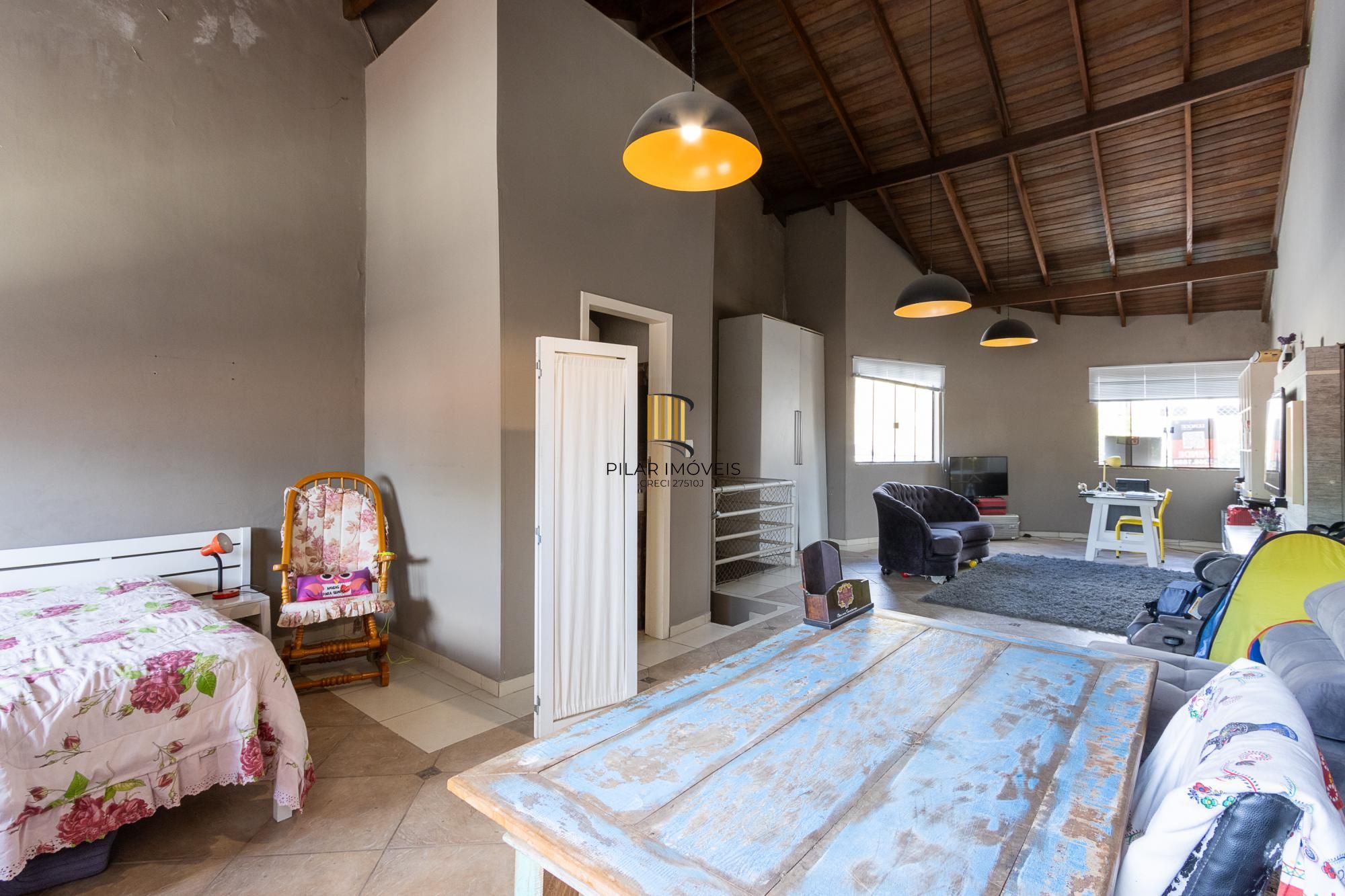 Casa 3 dormitórios no bairro Cristal