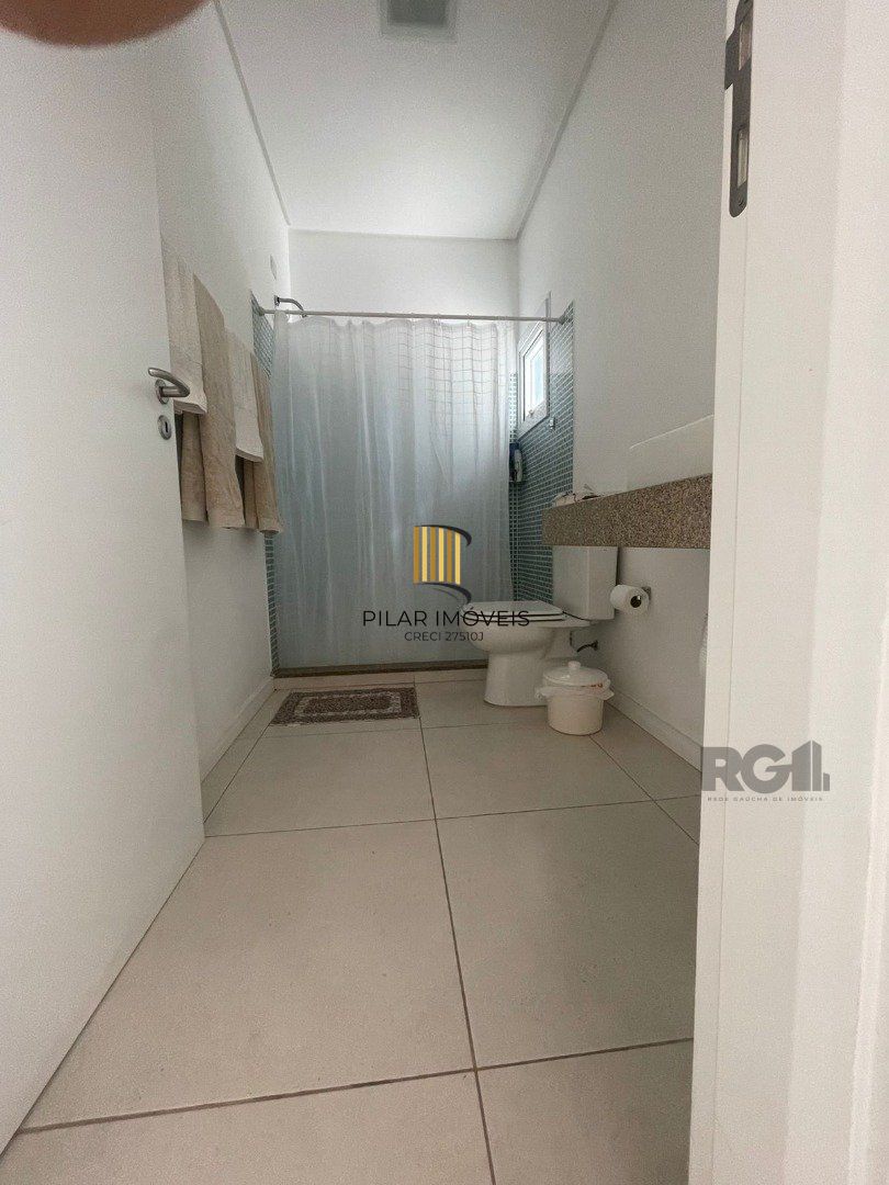 Casa de Condomínio 3 dormitórios no bairro Atlântida Sul