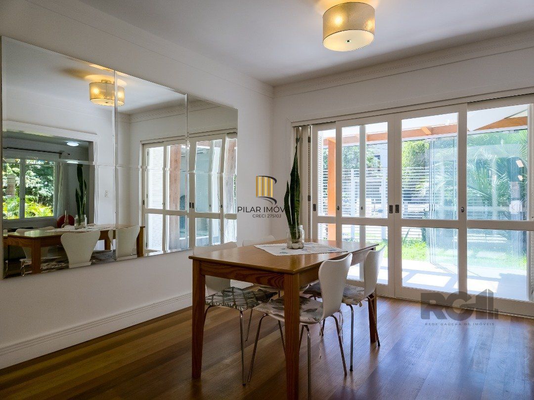 Casa 3 dormitórios no bairro Jardim Isabel