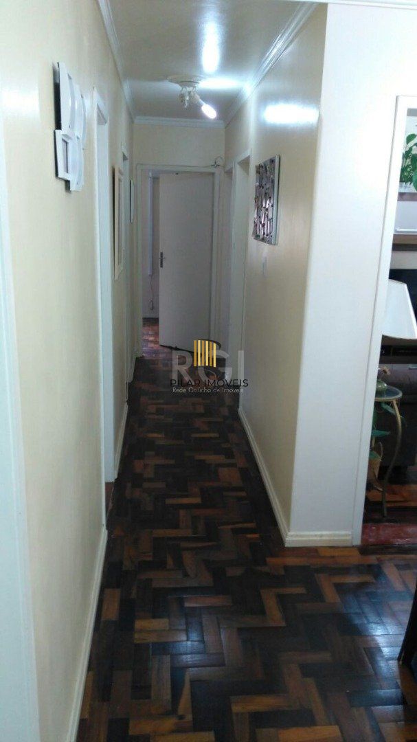 Apartamento para Venda - 77m², 3 dormitórios, 1 vaga - Teresópolis