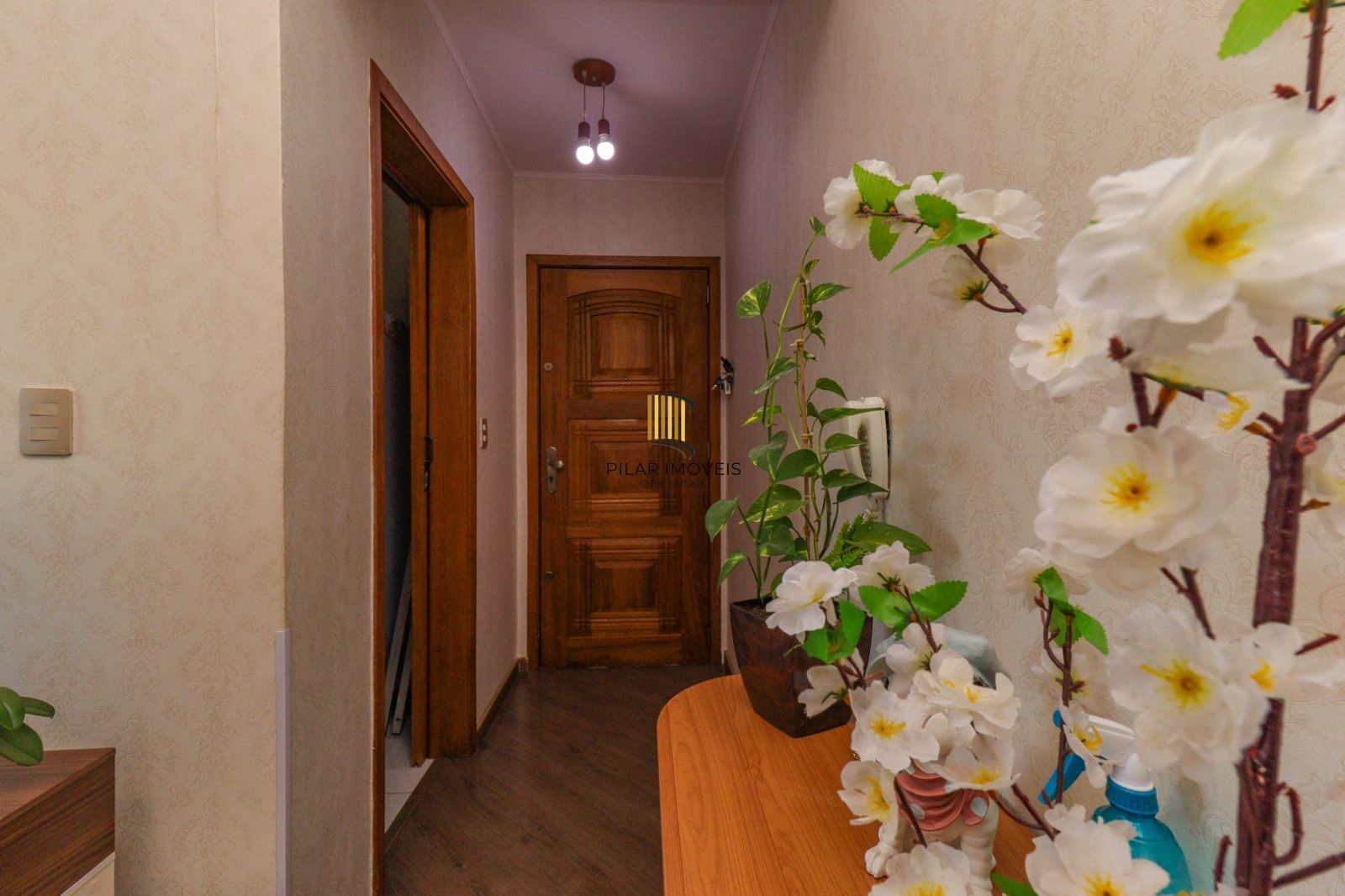 APARTAMENTO 02 DORMTÓRIOS 60M2 PRIVATIVOS BAIRRO CRISTAL