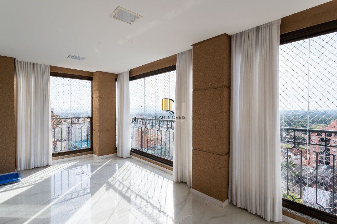 Apartamento para Venda - 323m², 3 dormitórios, sendo 3 suites, 4 vagas - Centro
