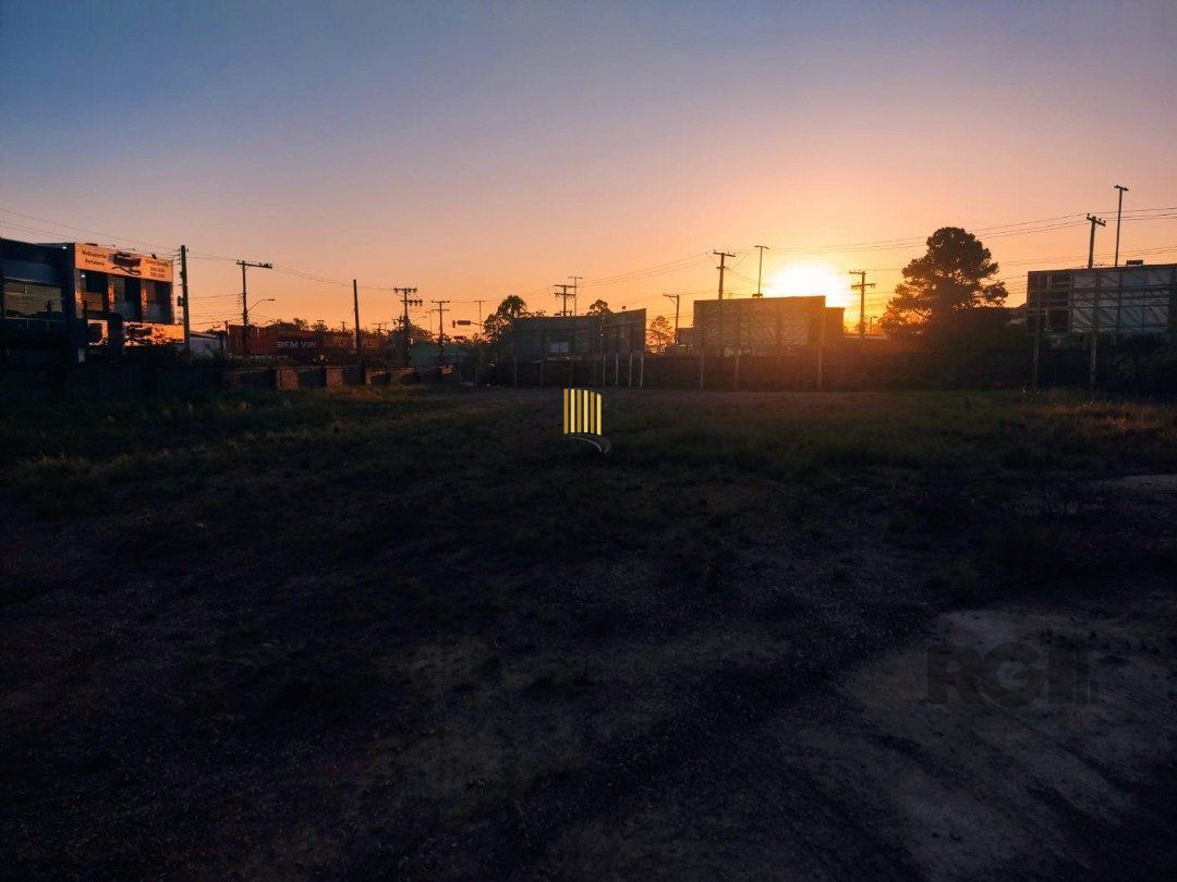 Terreno no bairro Restinga