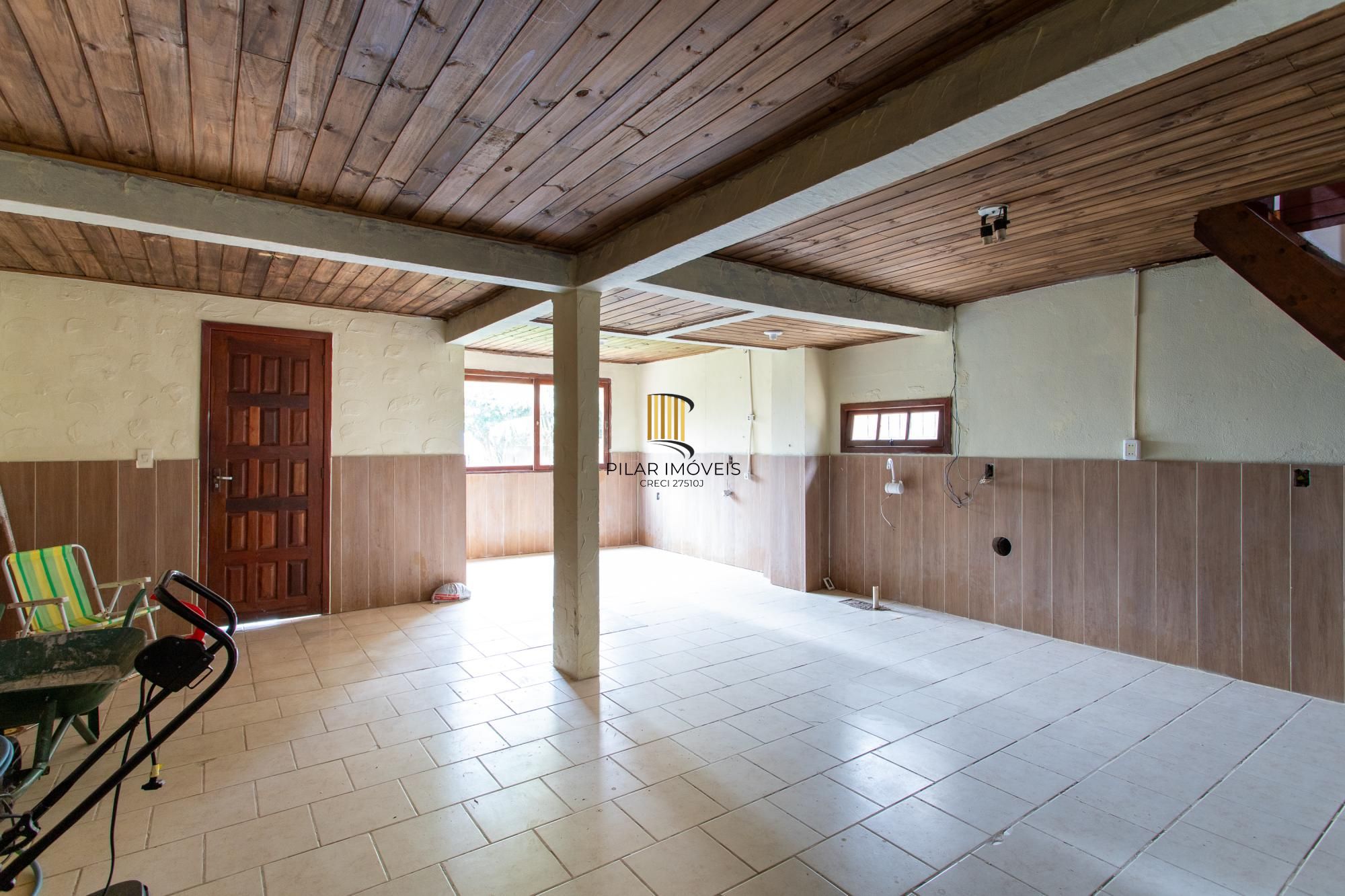 Casa 2 dormitórios no bairro Vila Nova