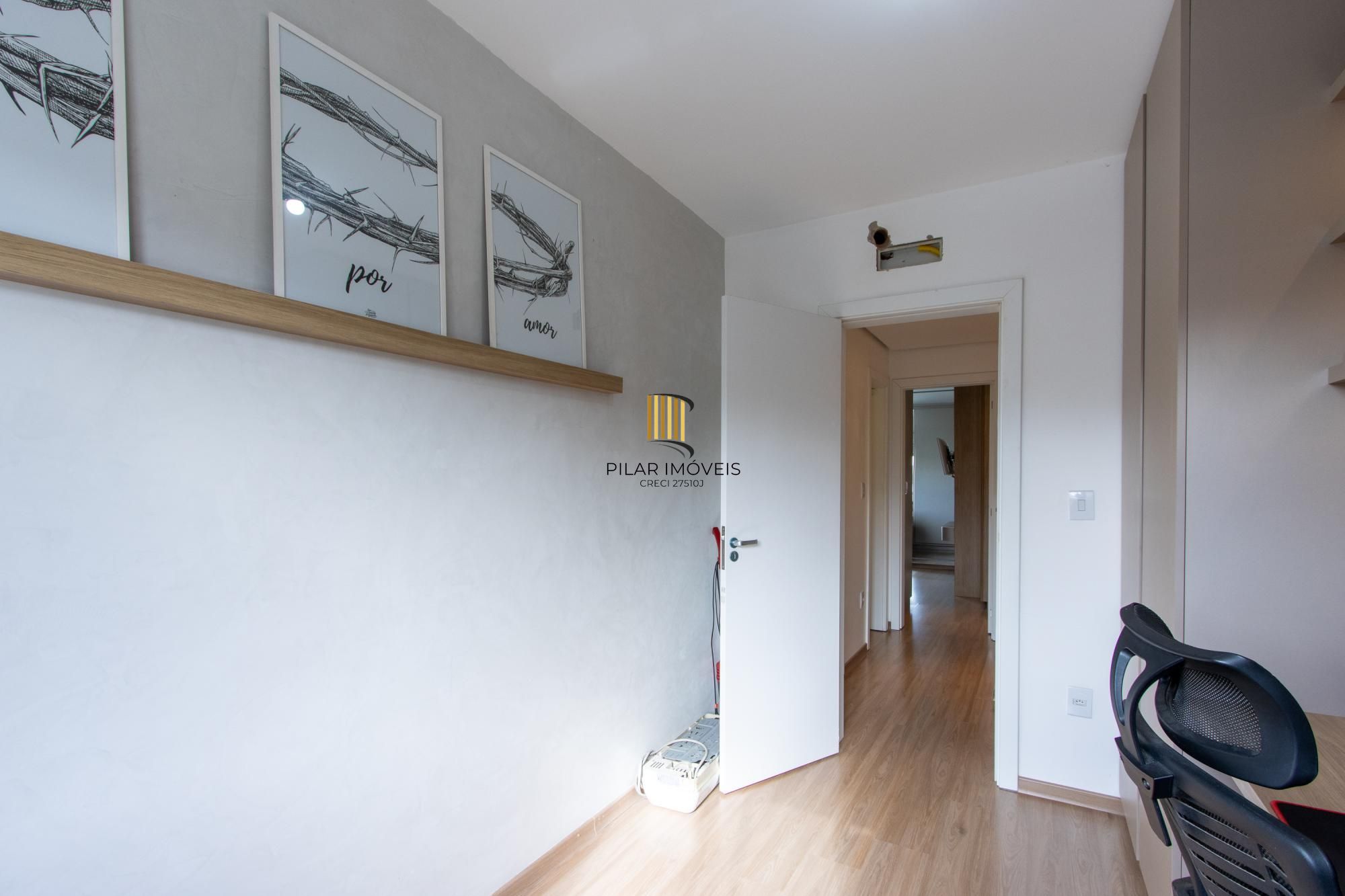 Sobrado para Venda - 95,16m², 3 dormitórios, sendo 1 suites, 2 vagas - Hípica