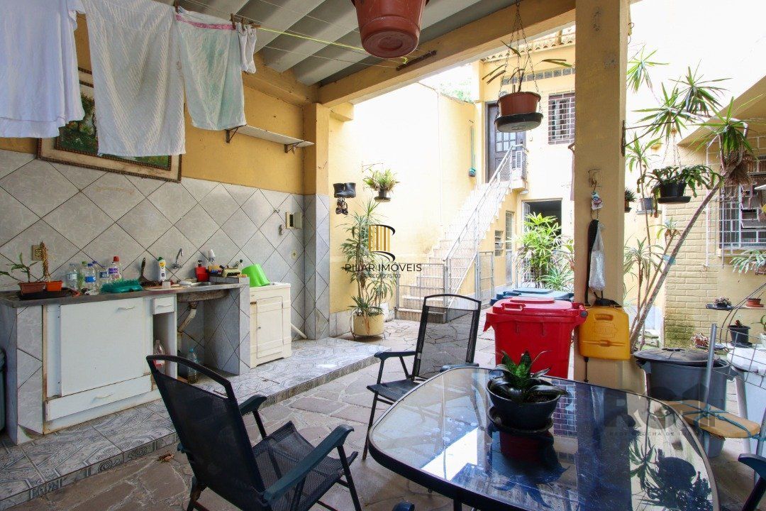 Casa de esquina.