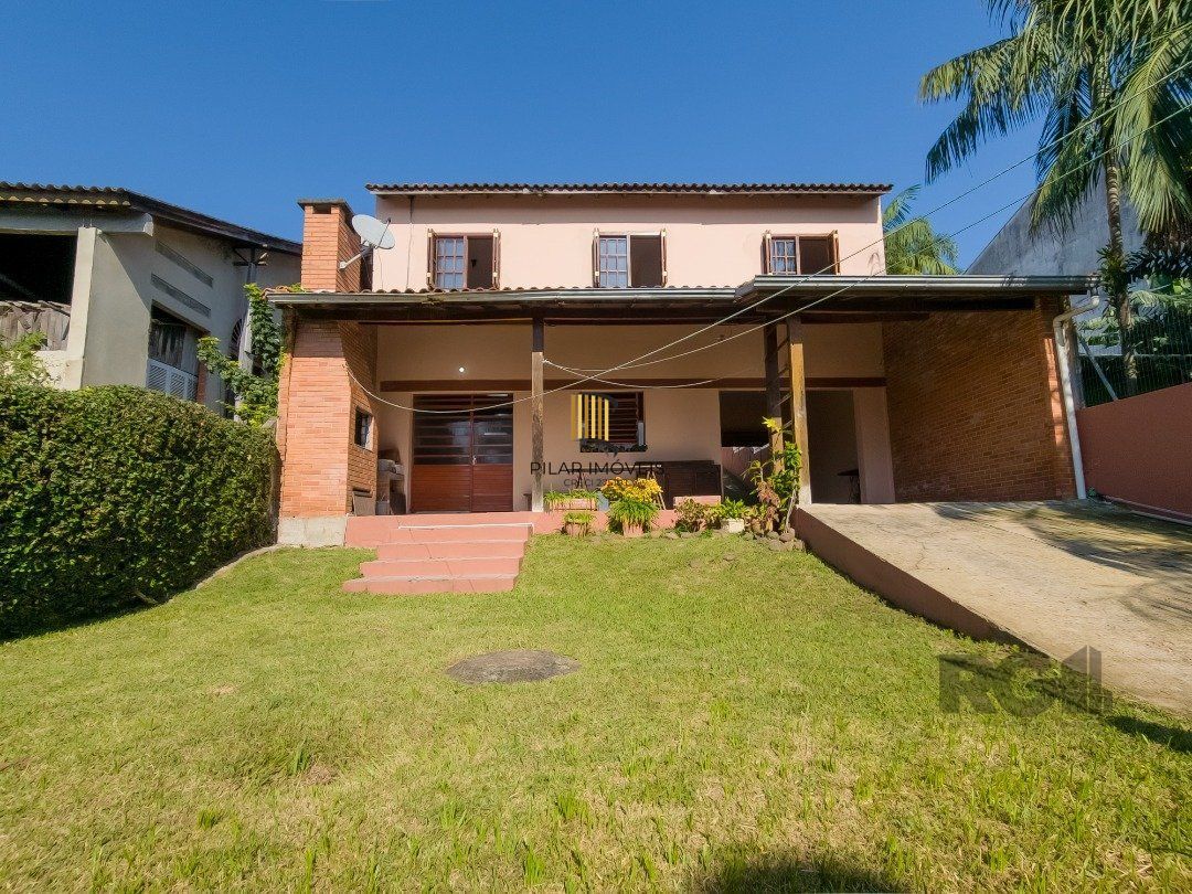 Casa 3 dormitórios no bairro Ipanema