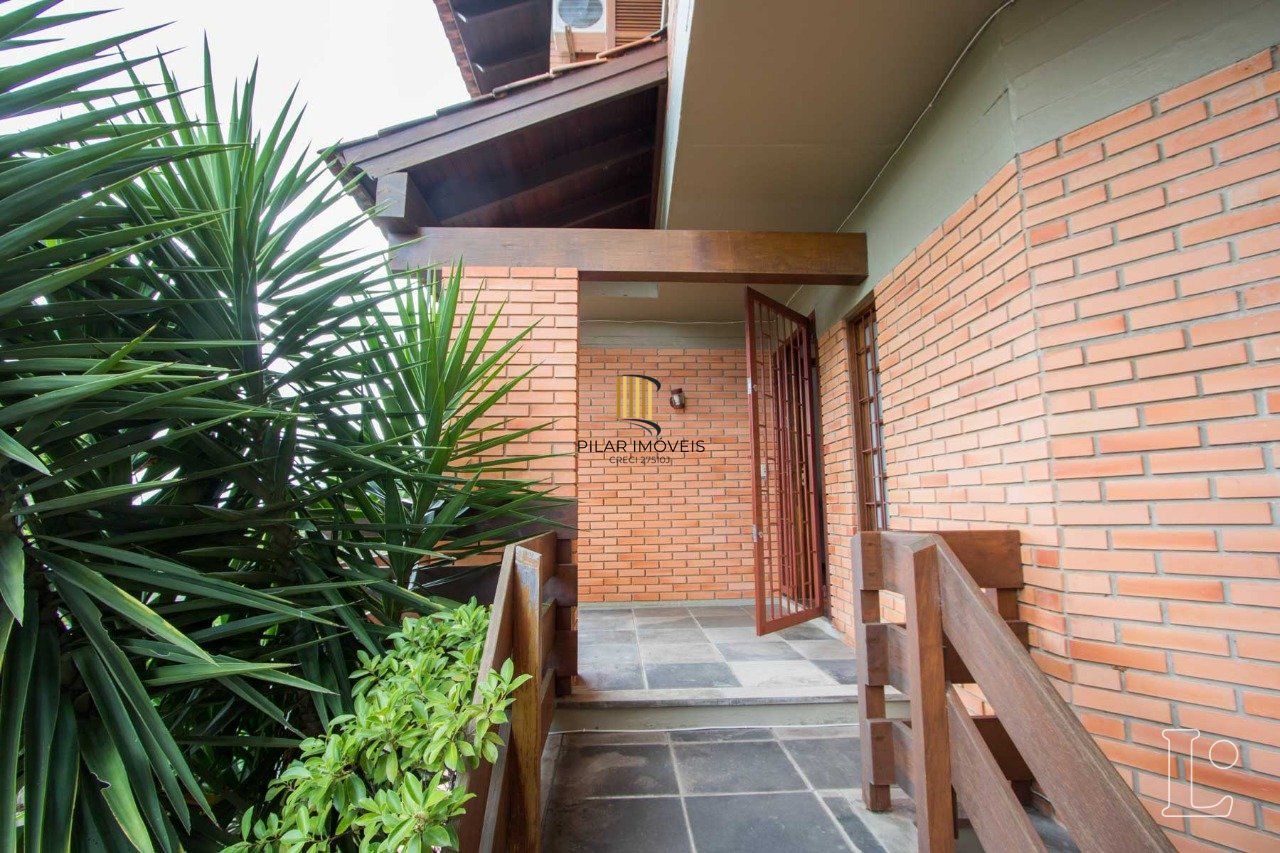 Casa para Venda - 416.89m², 4 dormitórios, sendo 1 suites, 5 vagas - Tristeza