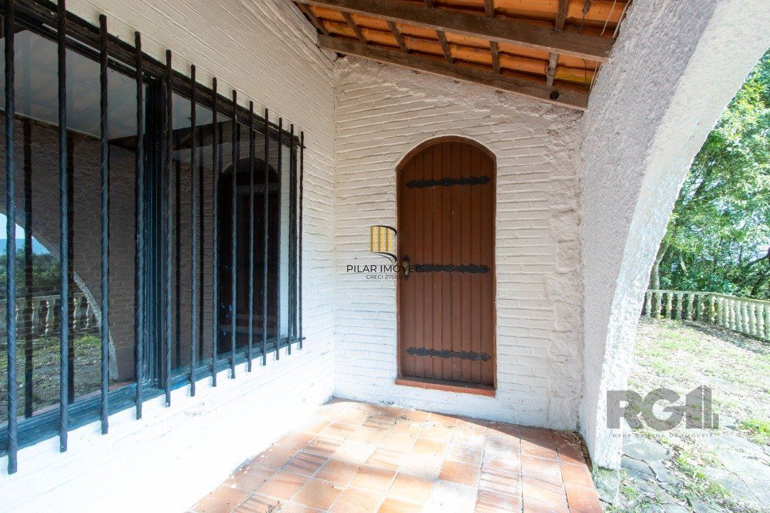 Casa 3 dormitórios no bairro Belém Novo