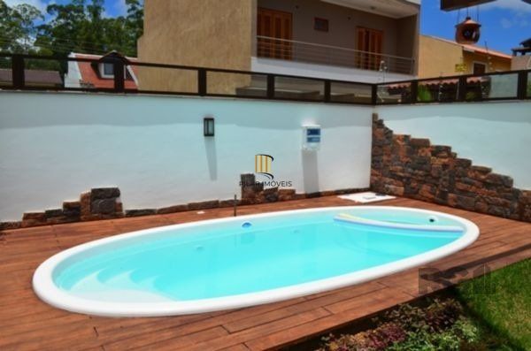 Casa para Venda - 140m², 3 dormitórios, sendo 1 suites, 1 vaga - Hípica
