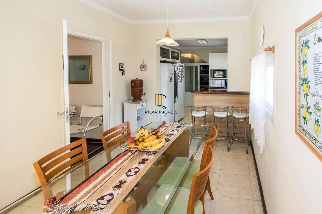 Casa para Venda - 393.58m², 4 dormitórios, sendo 2 suites, 6 vagas - Vila Assunção