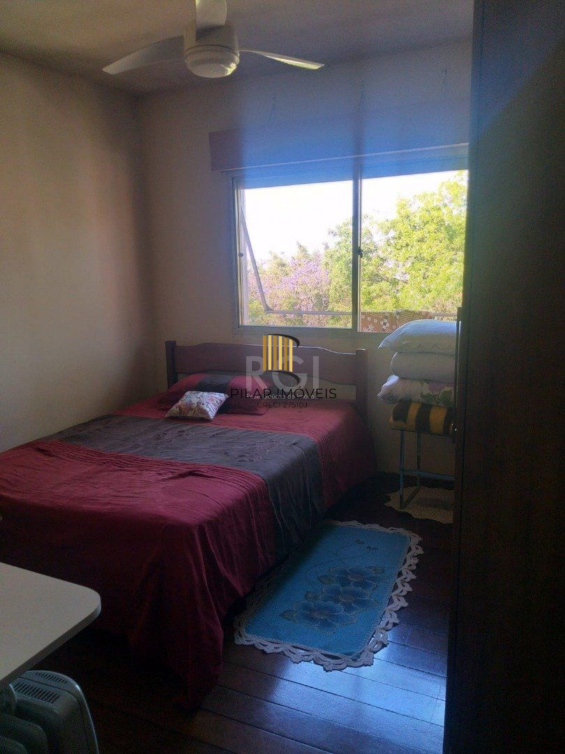 Casa para Venda - 347m², 5 dormitórios, sendo 2 suites, 2 vagas - Tristeza