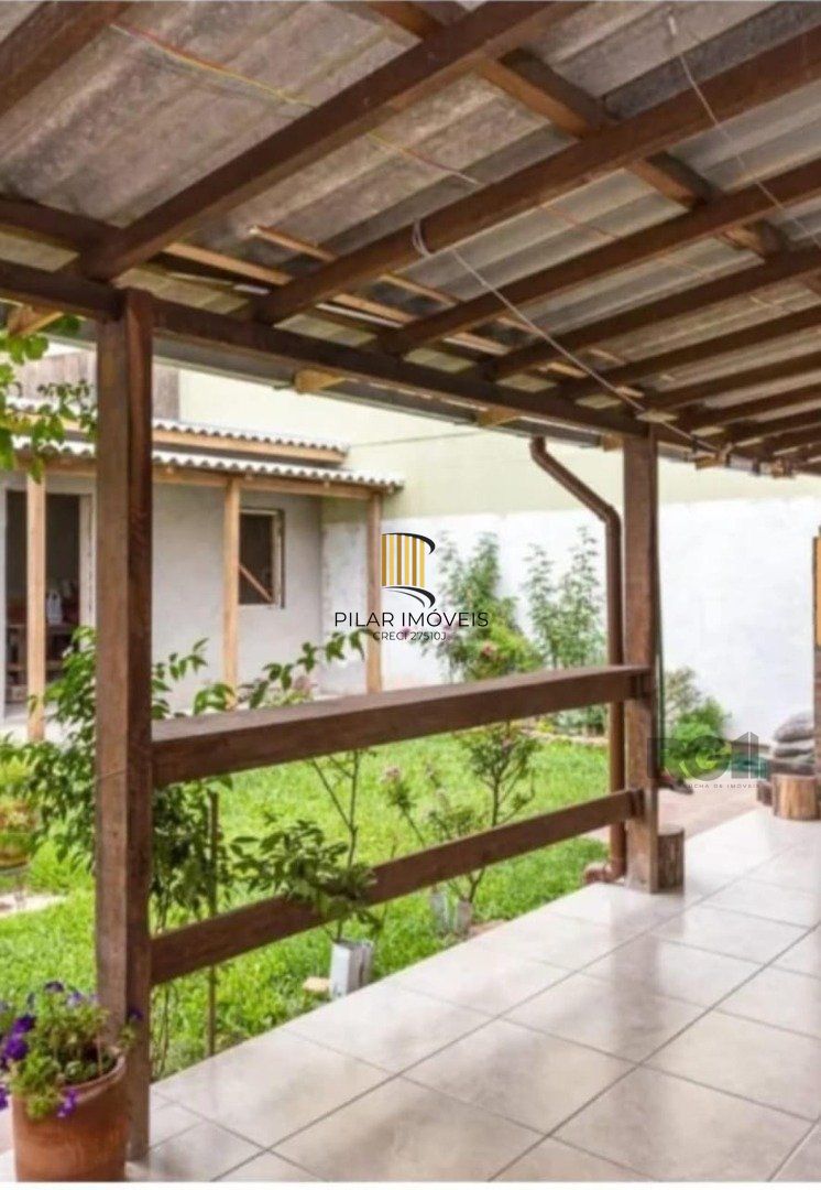 Casa 3 dormitórios no bairro Ipanema