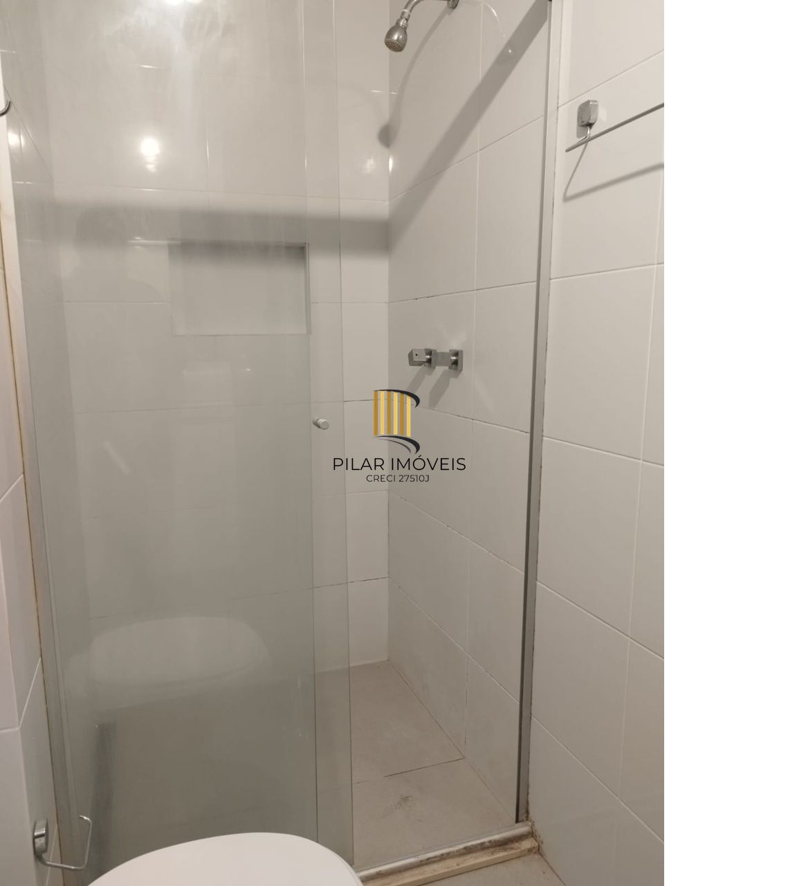 Apartamento semi mobiliado, desocupado e pronto para morar no bairro Bela Vista