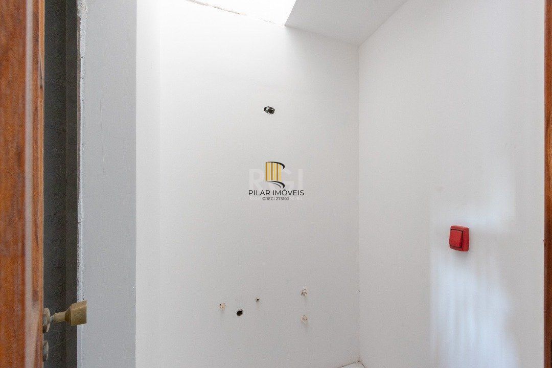 Casa para Venda - 558.14m², 4 dormitórios, sendo 4 suites, 6 vagas - Jardim Isabel