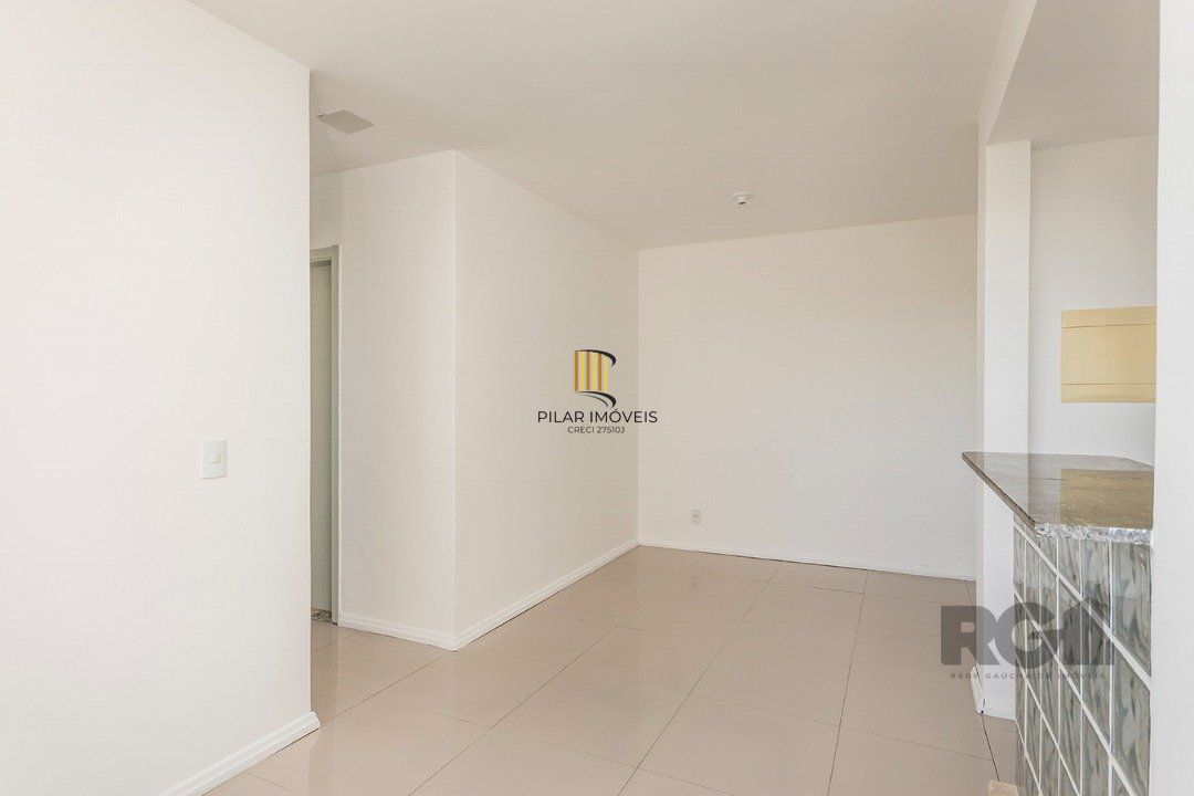 Apartamento  com 2 quartos e 1 banheiro no total