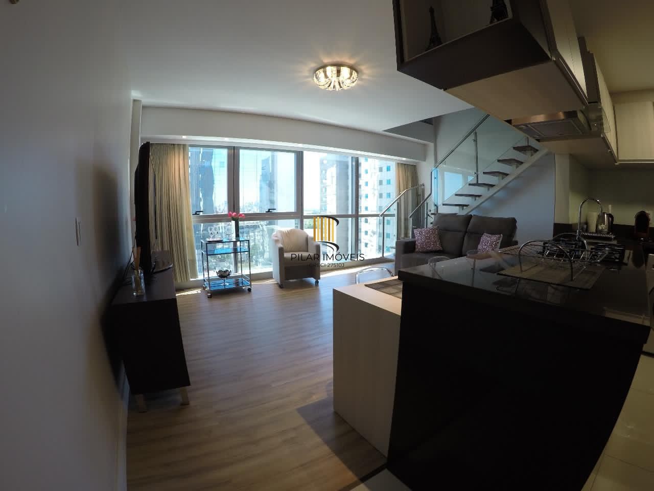 Vende-se apartamento duplex com 1 quarto , 64m² e 2 vagas - Praia de Belas - Pilar Imóveis