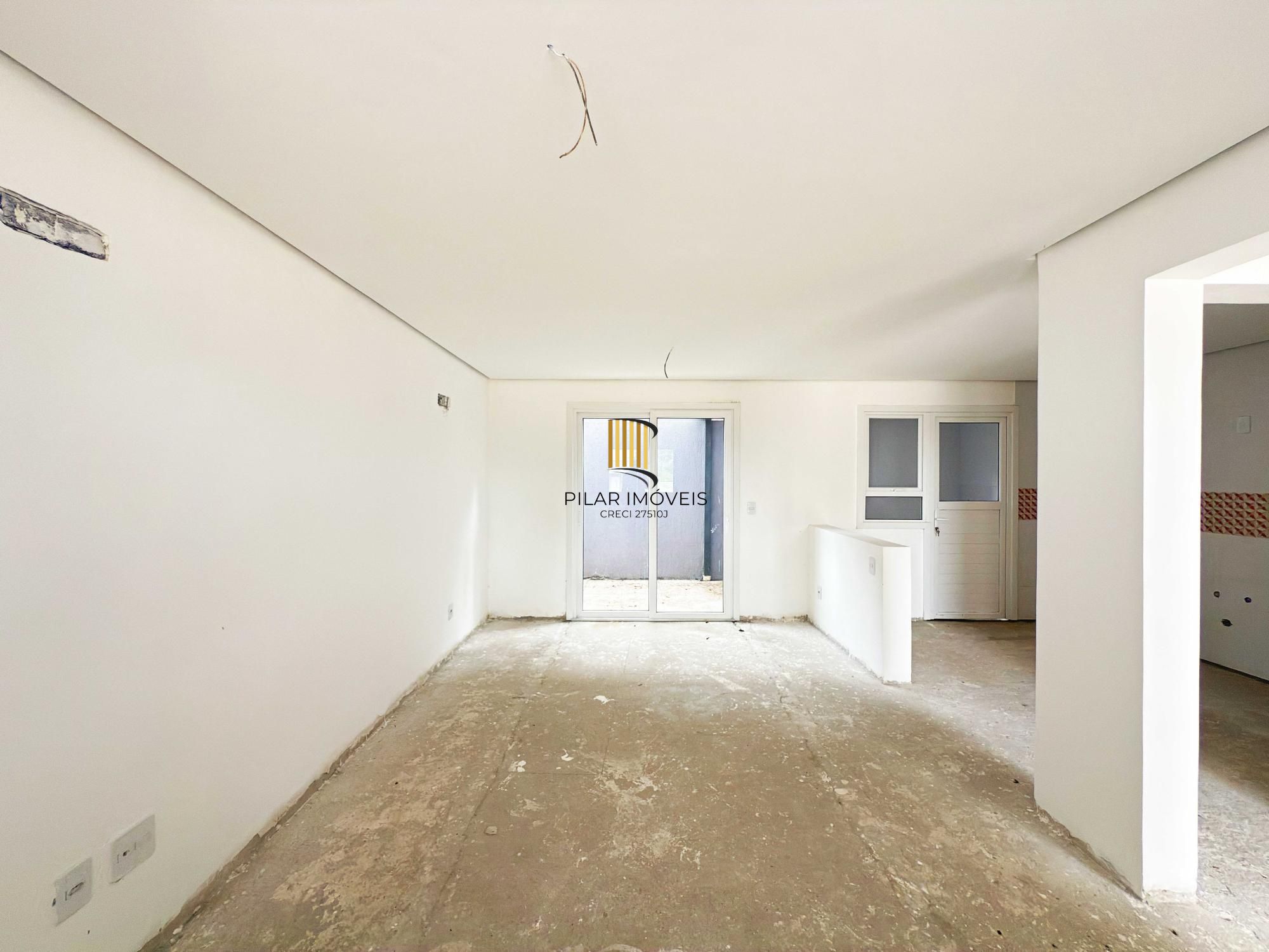 Vende-se casa em condomínio com 4 dormitórios (2 suítes), 3 vagas  – Tristeza