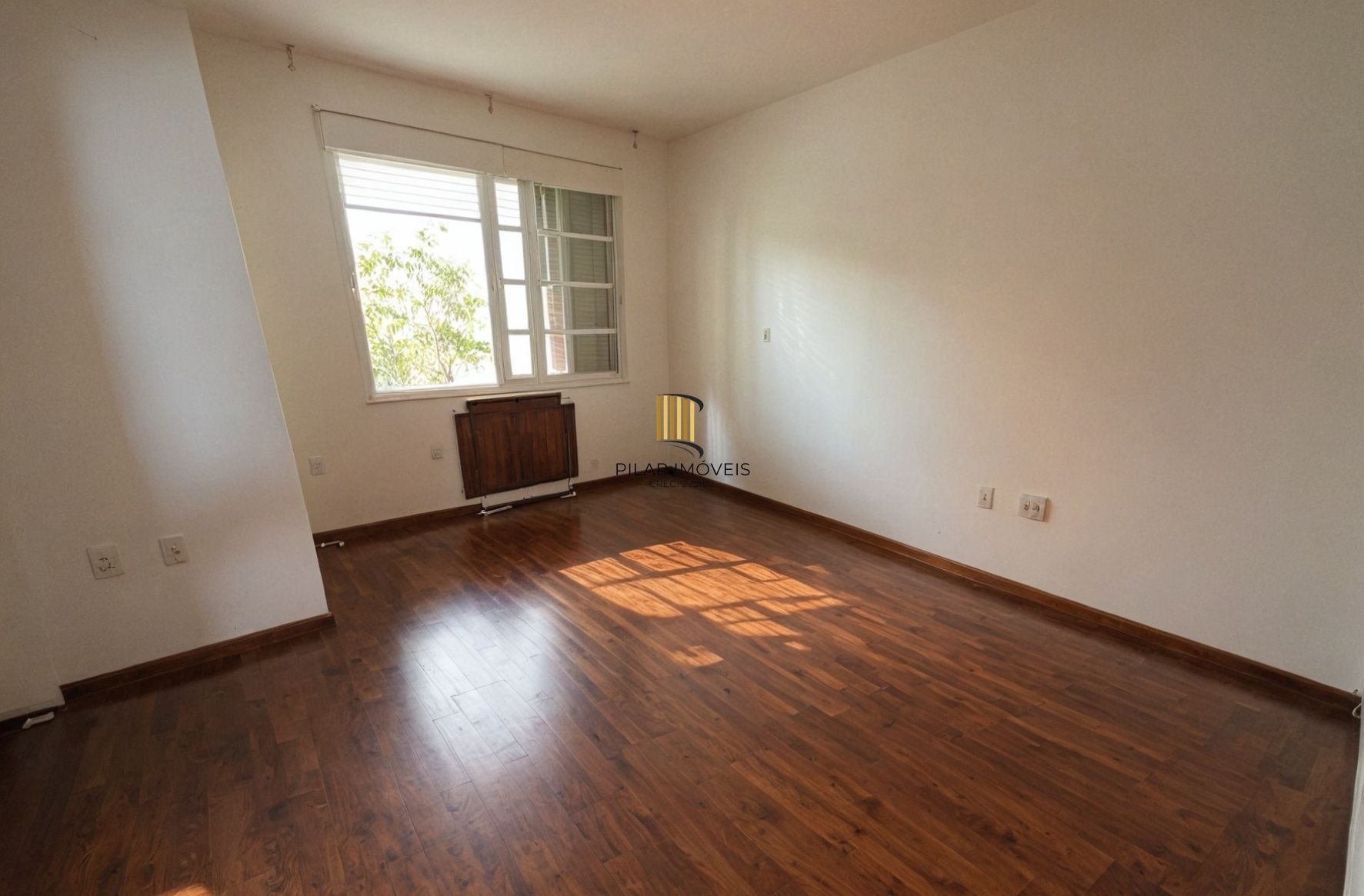 Casa em condomínio com 3 quartos, suíte e 200 m² – Tristeza
