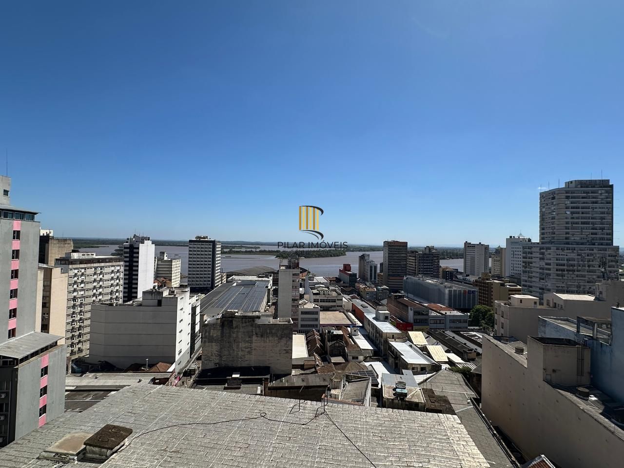 Vende-se apartamento de 1 quarto e 21m² - Centro Histórico