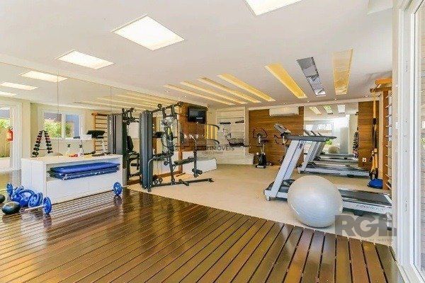 Vende-se amplo apartamento 3 dorm c/ suíte, 3 vagas, churrasqueira, lareira - 113m² - Bela Vista