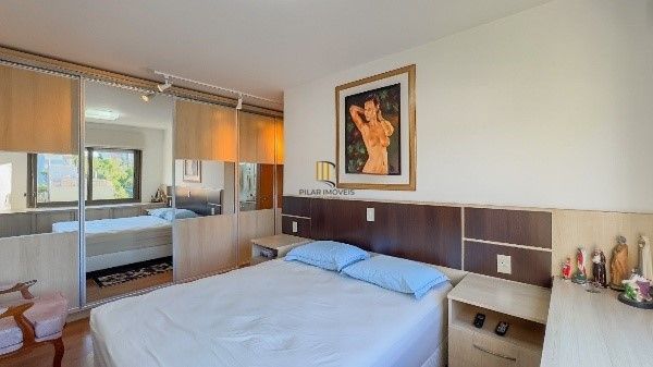 Vende-se apartamento com 3 quartos, churrasqueira e 114m² - Auxiliadora.