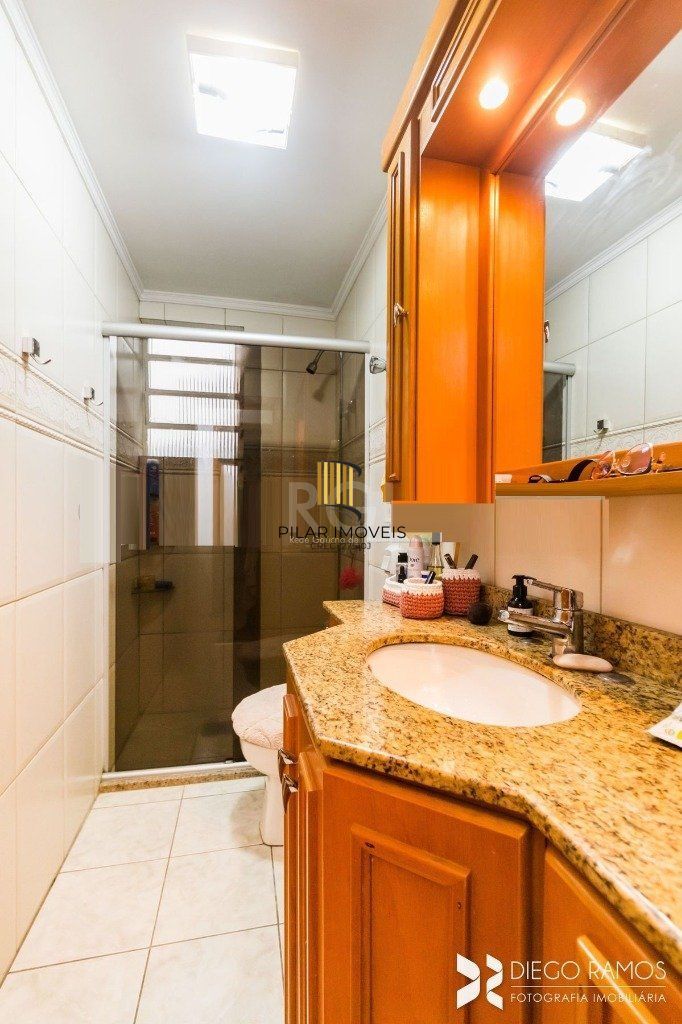 Apartamento para Venda - 79m², 2 dormitórios, 1 vaga - Partenon