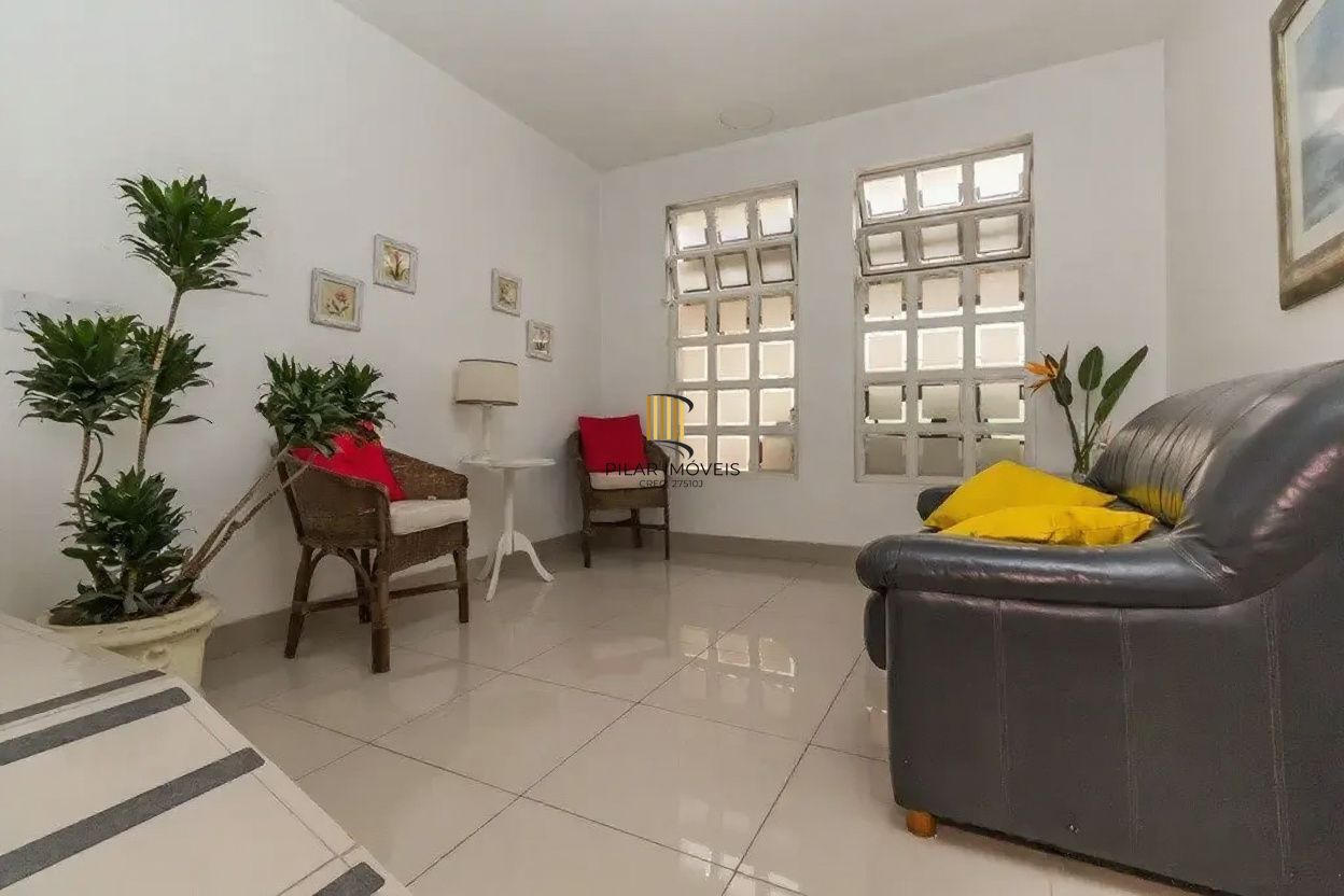 Vende-se cobertura com 1 quarto, 105m² e 1 vaga - Mont Serrat