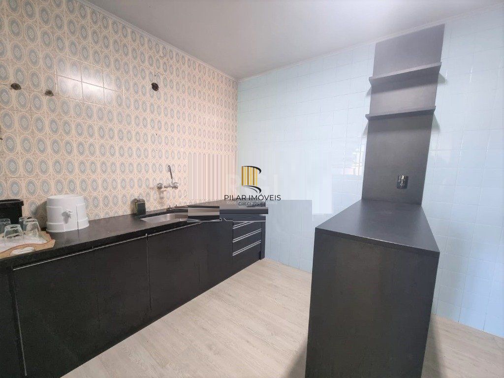 Casa 4 dormitórios no bairro Higienópolis