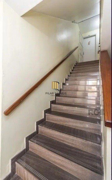 Vende-se apartamento 2 quartos espaçosos com vaga rotatirva próximo ao Mãe de Deus - 54m² - Medianeira