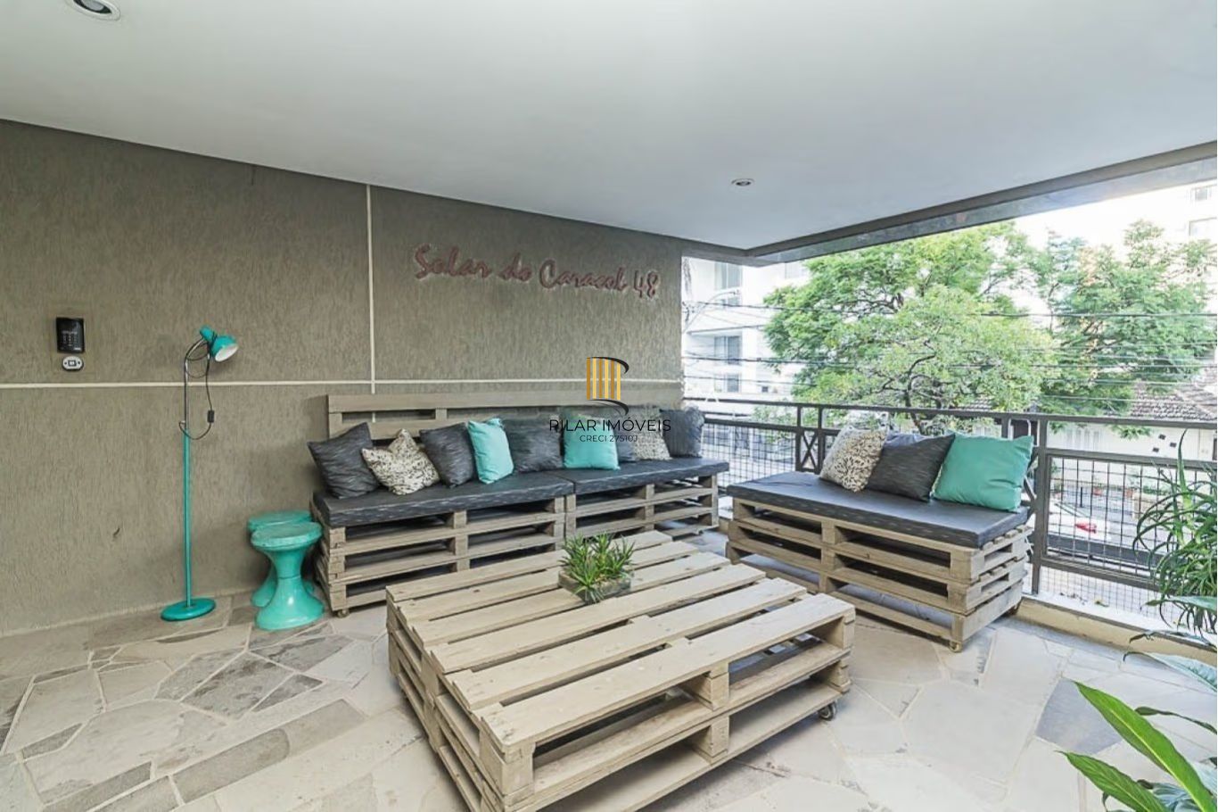 Apartamento com 1 quarto e 47m² à venda em Bela Vista, Porto Alegre.