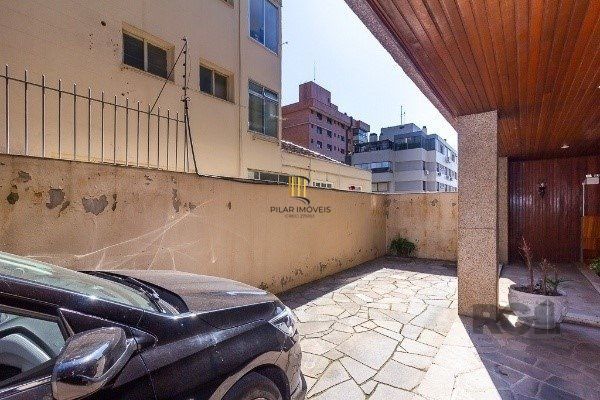 Cobertura para Venda - 100.94m², 3 dormitórios, sendo 1 suites, 2 vagas - Petrópolis