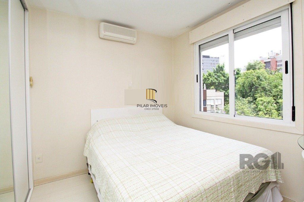 Vende-se excelente apartamento 2 dorm c/ suíte 2 vagas - 75m² - Mont'Serrat