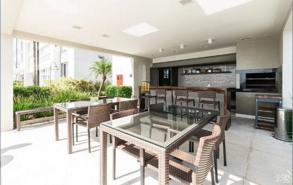 Apartamento mobiliado, 3 suítes, 2 vagas – 126m² – Petrópolis