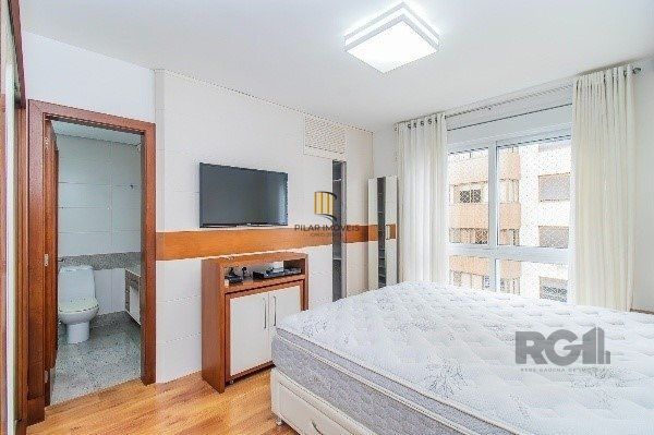 Apartamento de alto padrão, 3 suítes, 3 vagas, ao lado da Praça da Encol