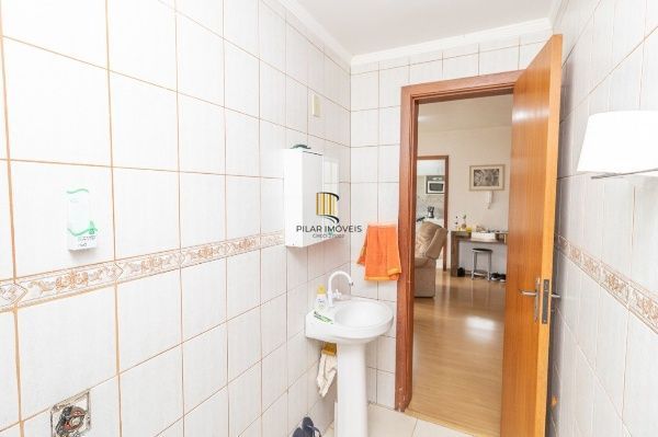 Vende-se apartamento com 2 quartos, 62 m² e 1 vaga