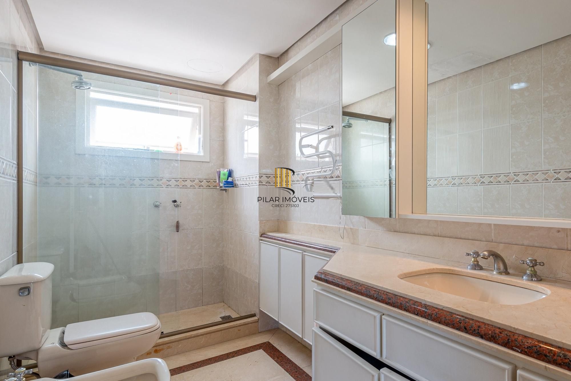 Vende-se luxuosa cobertura com 531.95m², 4 dormitórios no bairro Auxiliadora