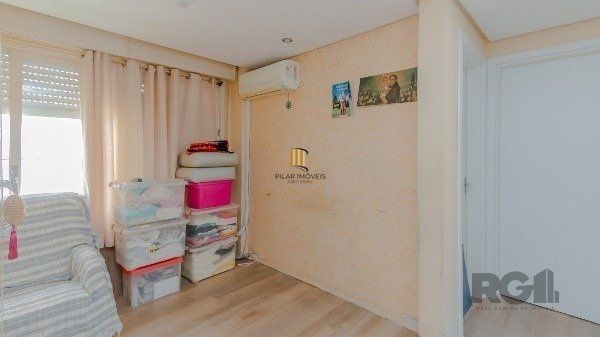 Vende-se excelente cobertura 2 quartos com suíte, 3 vagas de garagem com 156m² no Petrópolis