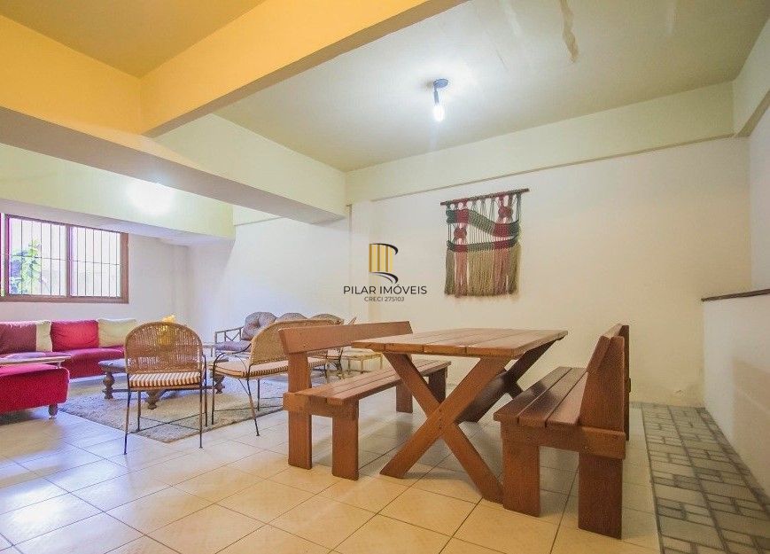 Vende-se cobertura com 3 quartos (1 suíte), 315 m², 2 vagas - Bela Vista