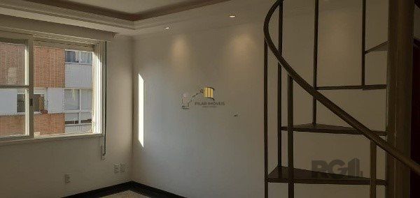 Vende-se bela cobertura de 122m², 2 quartos 2 vagas, desocupado - Auxiliadora