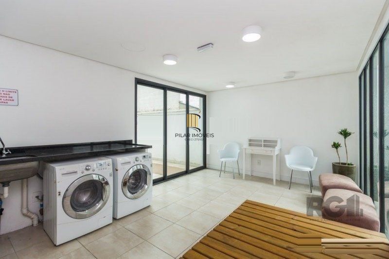 Apartamento para Venda - 38m², 1 dormitório, sendo 1 suites, 1 vaga - Menino Deus