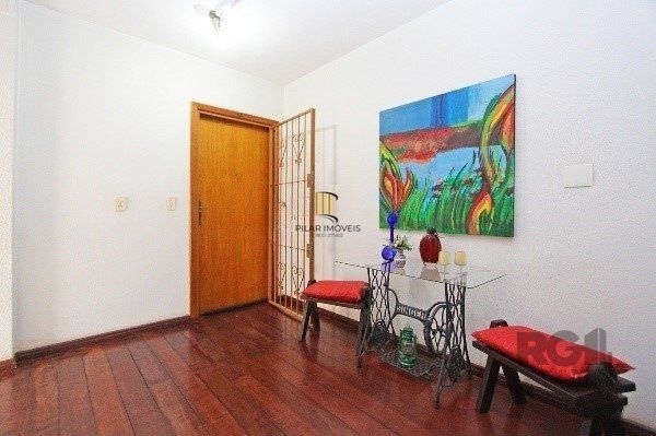 Vende-se bela cobertura 3 quartos com suíte, 2 vagas, dependencia completa em prédio com elevador - 220m² - Floresta