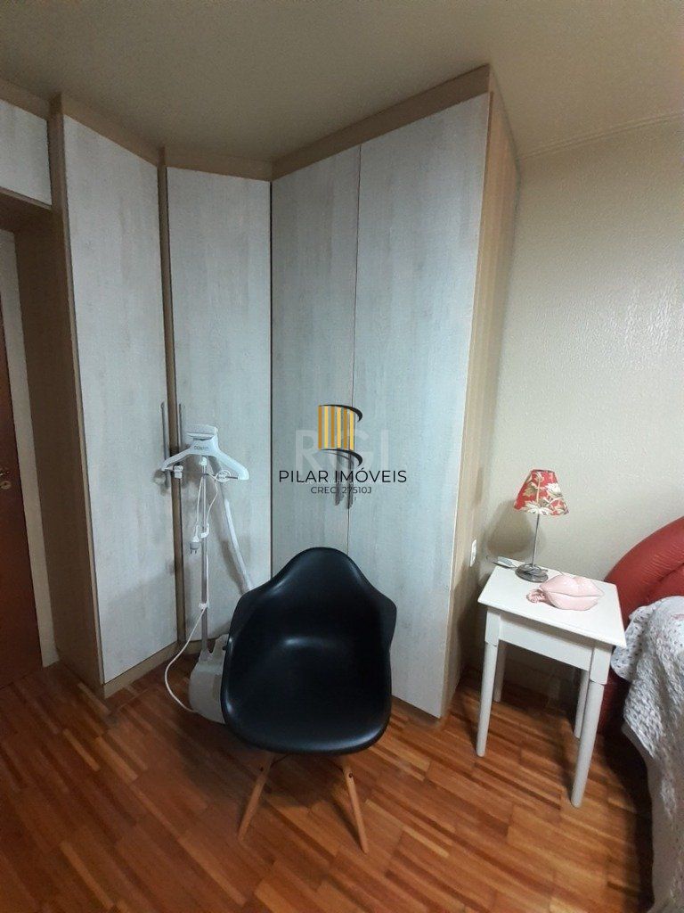 Casa 3 dormitórios, 2 suítes, 4 vagas, 257,52 m² de área privativa, no Bairro Ipanema