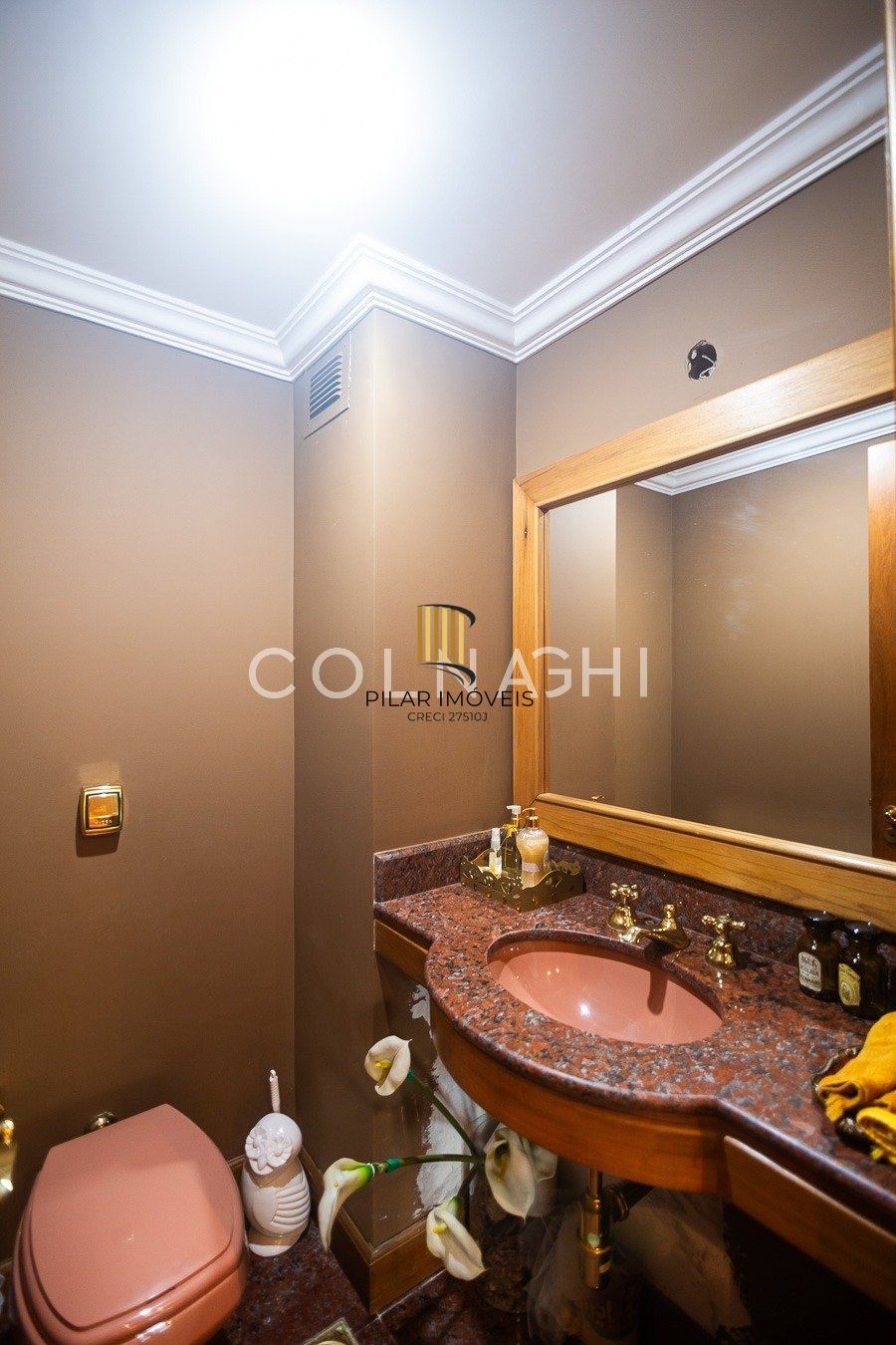 Apartamento com 4 suítes, churrasqueira e 3 vagas - 287m² - Bela Vista