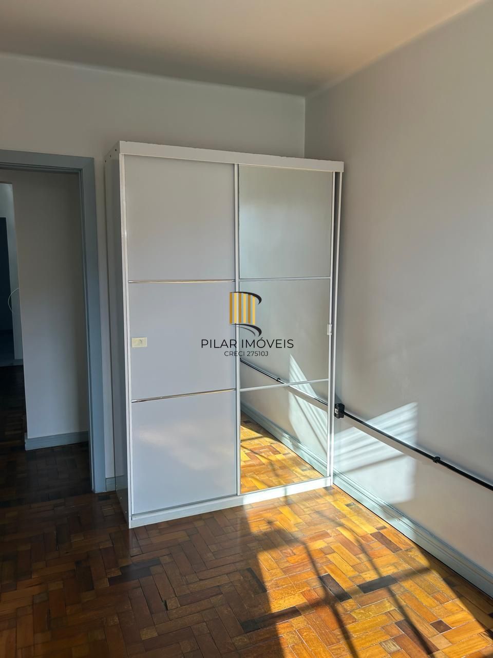 Vende-se apartamento com 3 quartos, 126m² e – Av. João Pessoa