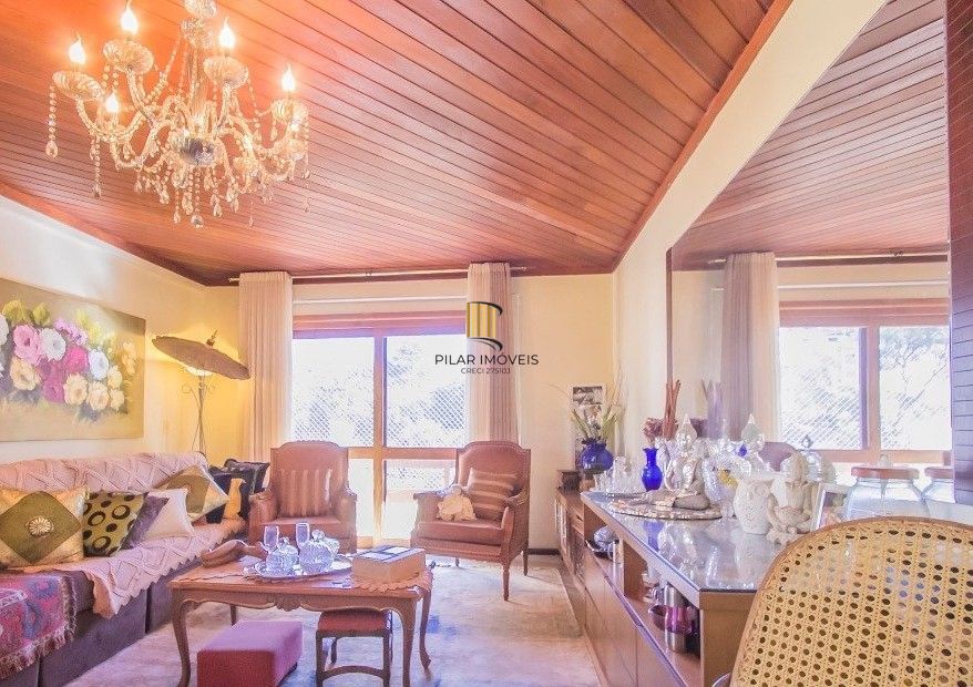 Vende-se cobertura com 3 quartos (1 suíte), 315 m², 2 vagas - Bela Vista