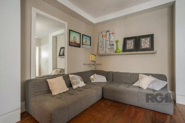 Bela cobertura com 3 quartos, incluindo 1 suíte, 2 vagas de garagem em localização privilegiada - 150m² - Auxiliadora