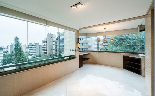 Apartamento 3 suítes, 301m², 4 vagas, semi-mobiliado – Bela Vista