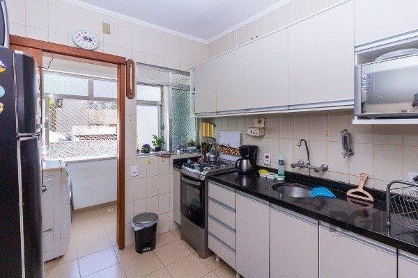 Cobertura para Venda - 100.94m², 3 dormitórios, sendo 1 suites, 2 vagas - Petrópolis